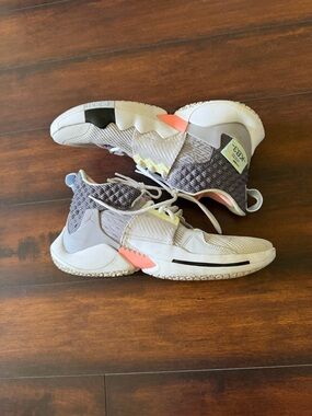 Air Jordan Why Not Zer0.2 KB3’  Men's Size 11.5